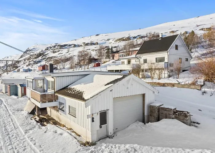 House With Sea View, Boathouse, Garage And Boat Villa