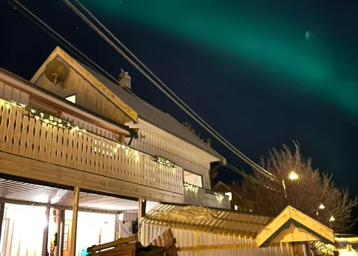 House With Sea View, Boathouse, Garage And Boat * Hammerfest