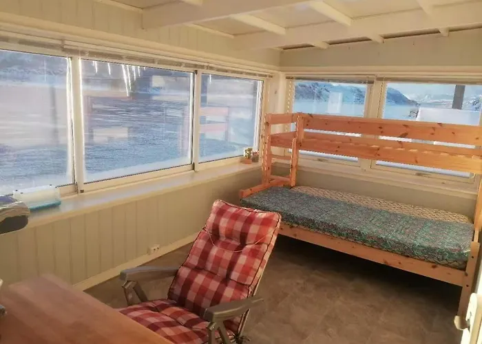 House With Sea View, Boathouse, Garage And Boat * Hammerfest